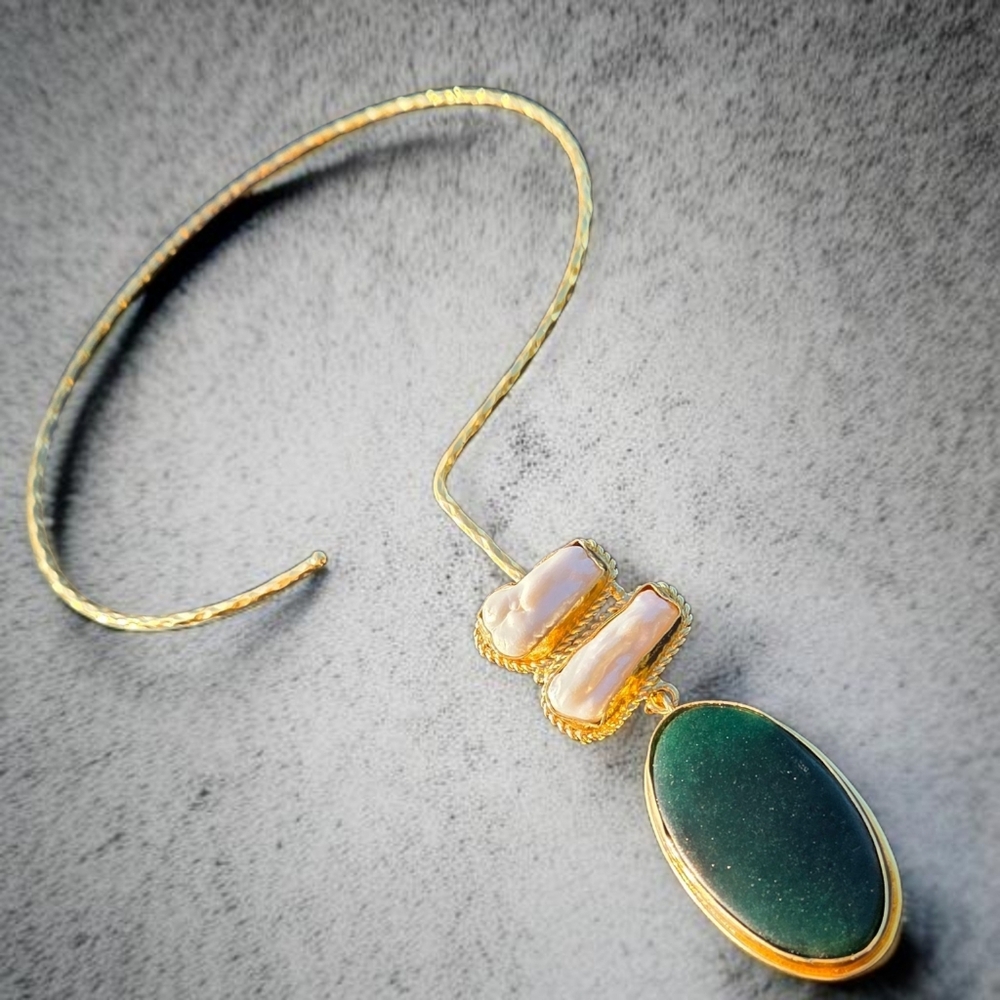 18k Gold Plated Green Adventurine Pyrite Freshwater Pearl Torque Necklace - Picture 5 of 6